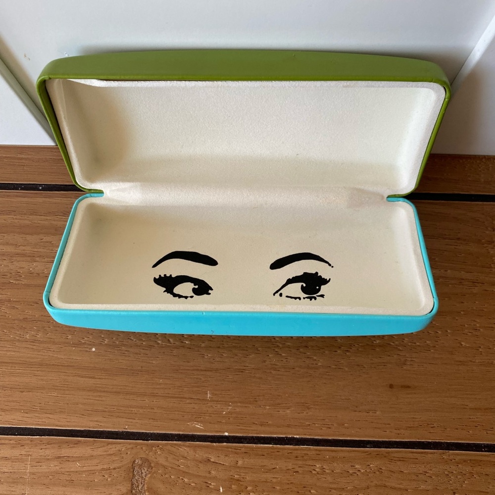 Kate Spade New York Green & Blue Eyeglass Case with Eye Graphic Interior - Picture 3 of 6